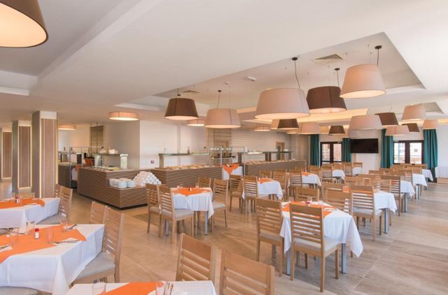 Pomorie Sun Hotel - Food and dining